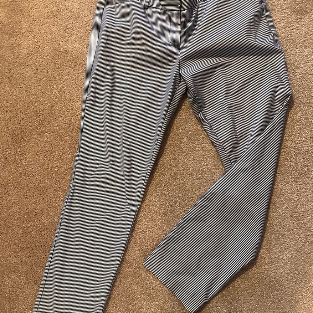 Express women’s  Pinstriped Black and White Dress Pants